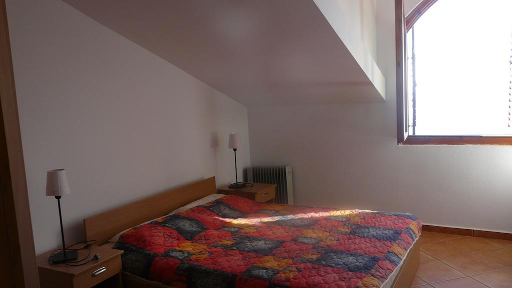 Guest House Zivkovic Sveti Stefan Zimmer foto